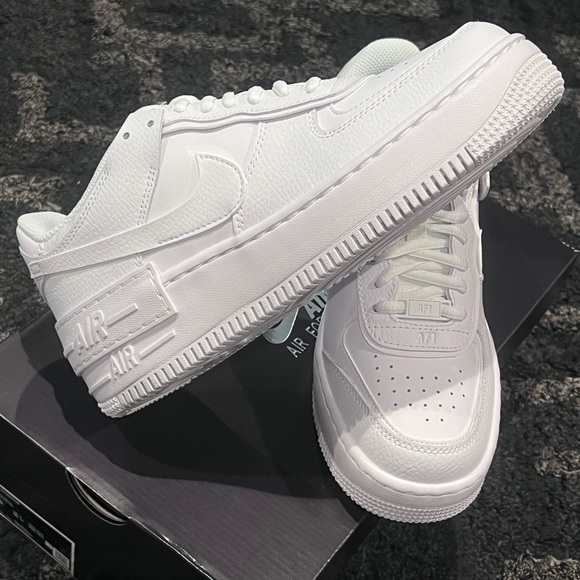 NWT Nike Air Force 1 Shadow Triple White in Original Box - Picture 4 of 16